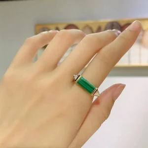 Cartier De Les Berlingots Rings Custom Emerald Gold 18K (2)