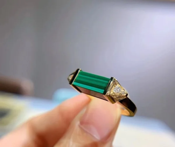 Cartier De Les Berlingots Rings Custom Emerald Gold 18K (2)