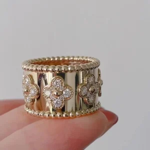 Van Cleef & Arpels Perlee Clover Rings Diamond 18K Gold Custom (2)