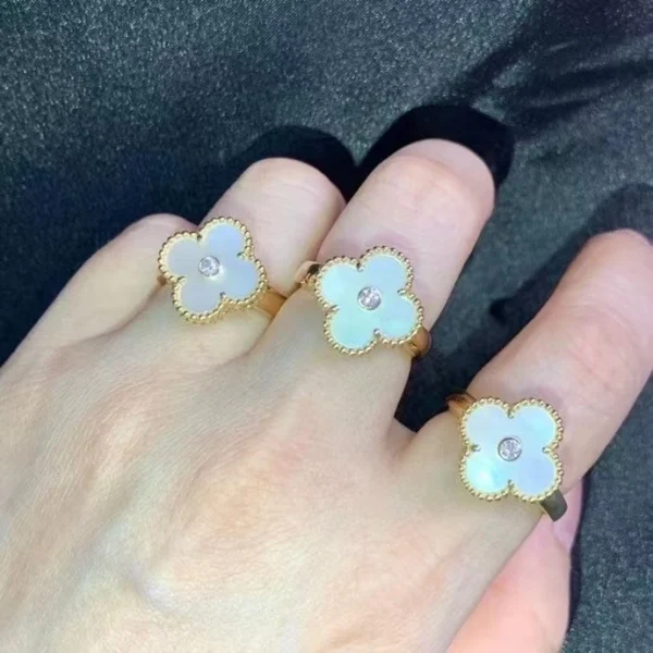 Van Cleef & Arpels Rings Mother Of Pearl 18K Gold Custom (2)