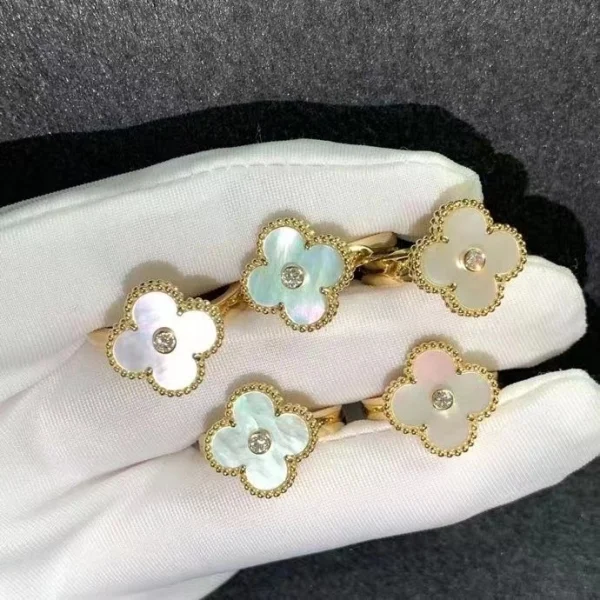Van Cleef & Arpels Rings Mother Of Pearl 18K Gold Custom (2)