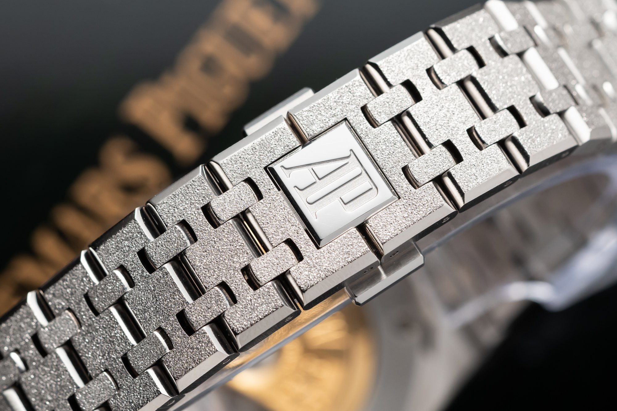 Audemars Piguet Replica Watch (2) Audemars Piguet Replica Watch (2)