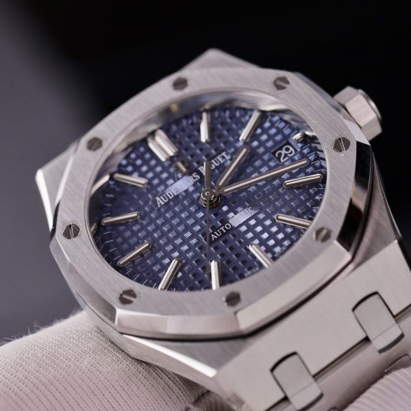 Audemars Piguet Replica Watches Royal Oak 15450ST Dark Blue Dial IP Factory 37mm (2)