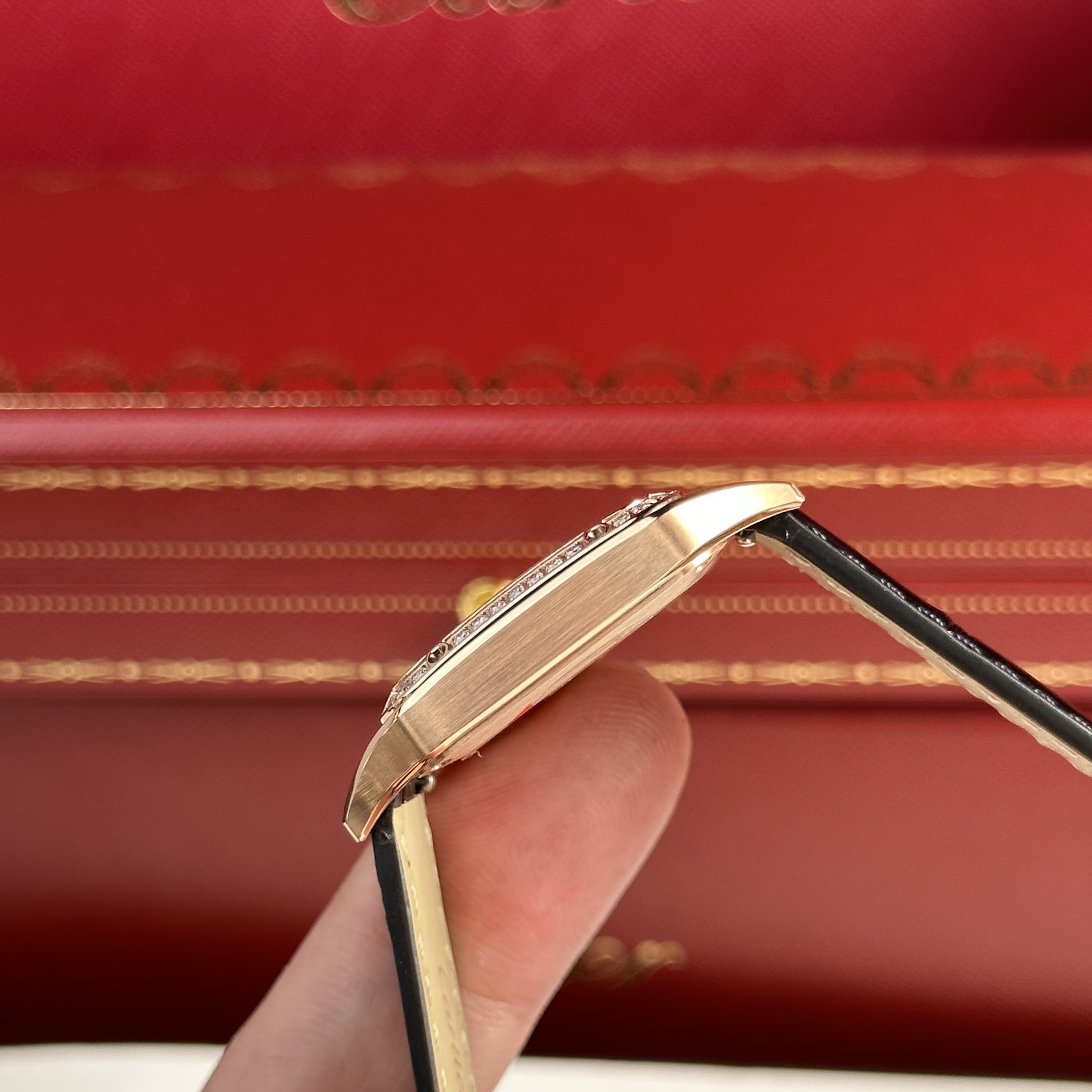 Cartier Santos Dumont Small Rose Gold Bezel Diamonds F1 Factory (4) Cartier Santos Dumont Small Rose Gold Bezel Diamonds F1 Factory (1)