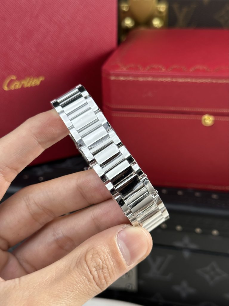 Cartier Tank Solo Replica Watches Roman Numeral Pile Dial AF Factory 22.5×33 (1)