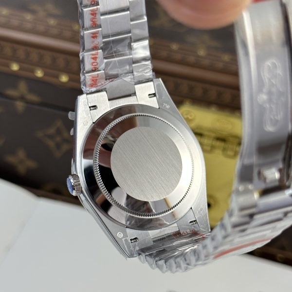 Rolex Day-Date 228236 Best Replica Watch White Dial 185 Gram QF Factory 40mm (2)