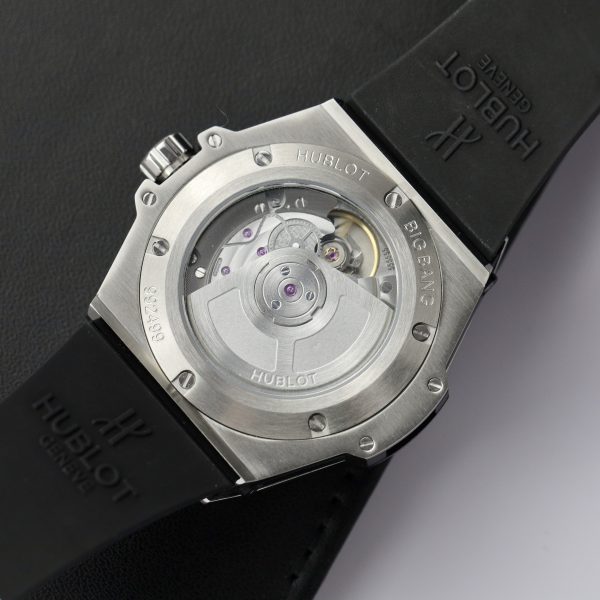 Hublot Customs Moissanite Diamonds Big Bang One Click Titanium 39mm (2)