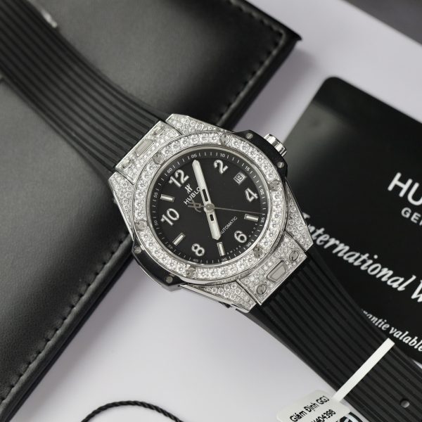 Hublot Customs Moissanite Diamonds Big Bang One Click Titanium 39mm (2)