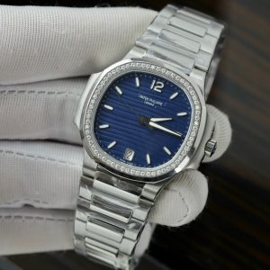 Patek Philippe Nautilus 7118 Customs Moissanite Diamonds Bezel Blue Dial 3KF (5)