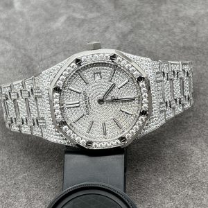 Audemars Piguet Iced Out Royal Oak White Gold Customs Full Diamonds 41mm (1)