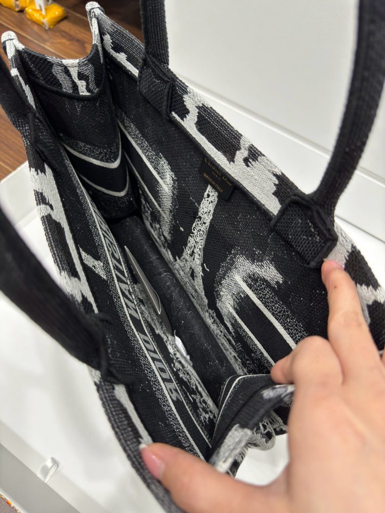 Dior Book Tote Replica Bags Womens Eiffel Tower Pattern 36 (2)