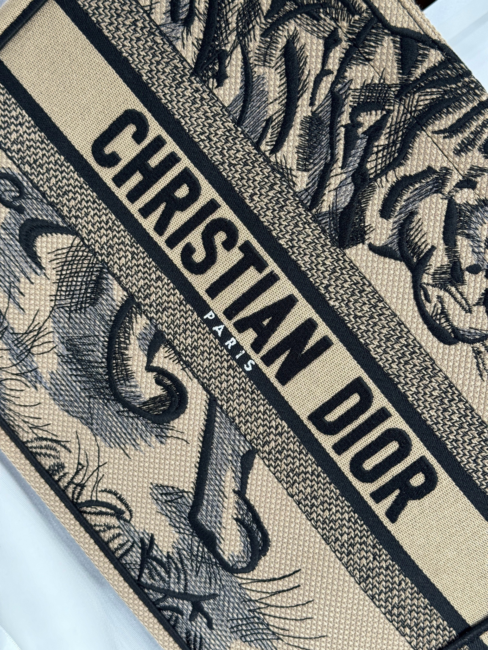 Dior Book Tote Replica Bags Womens Tiger Stripes Pattern 36cm (2) Dior Book Tote Replica Bags Womens Tiger Stripes Pattern 36cm (2)