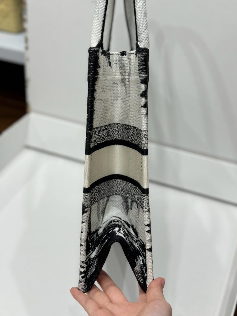 Dior Book Tote Womens Eiffel Tower Pattern Replica Bags 36 (2)