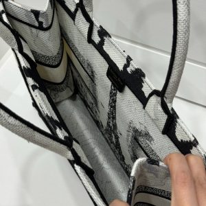 Dior Book Tote Womens Eiffel Tower Pattern Replica Bags 36 (2)