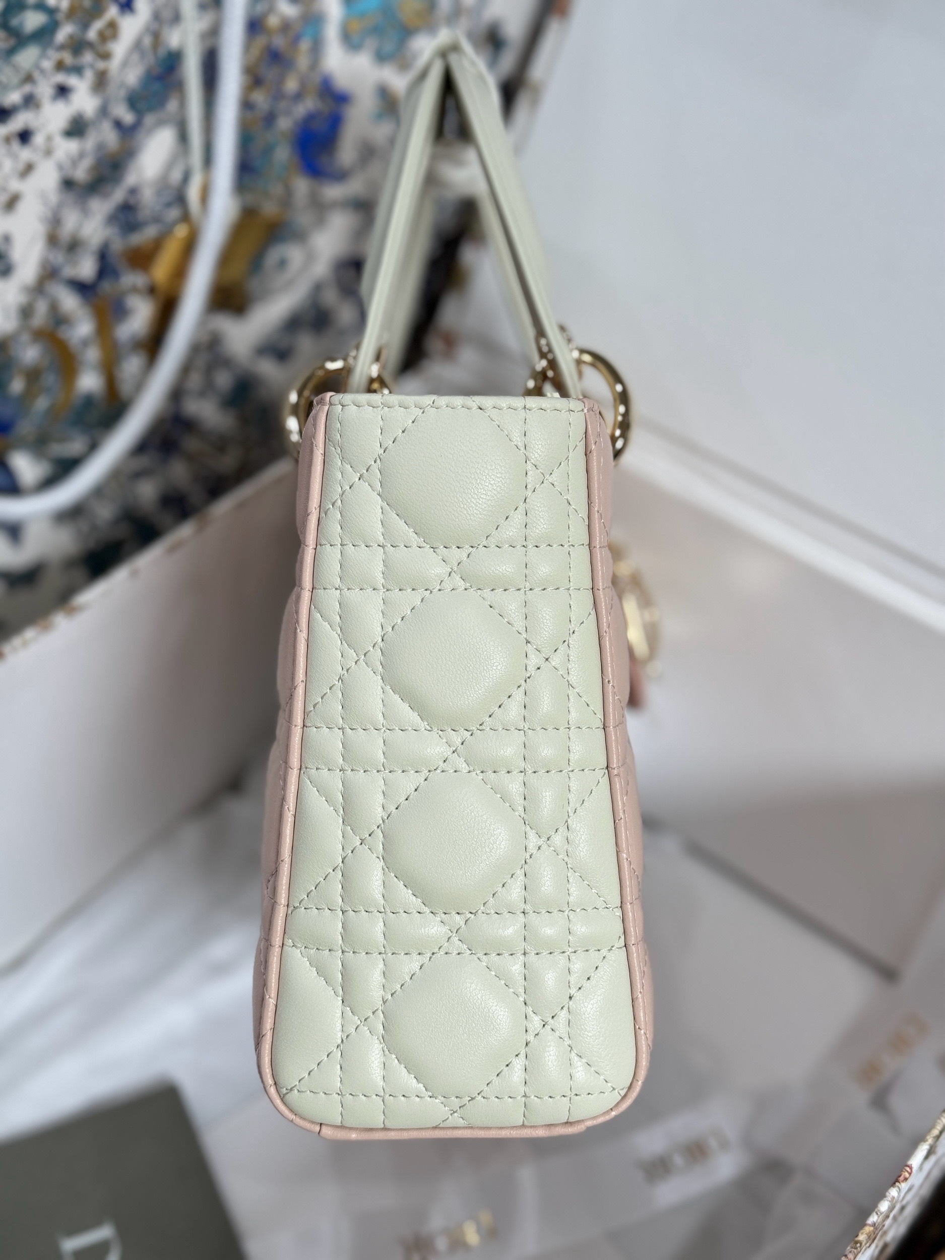 Dior Lady Womens Light Pink Best Replica Bags 20cm (7) Dior Lady Womens Light Pink Best Replica Bags 20cm (2)