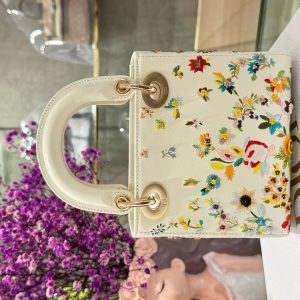 Dior Lady Womens Replica Bags Embroidered Motifs 17cm (2)