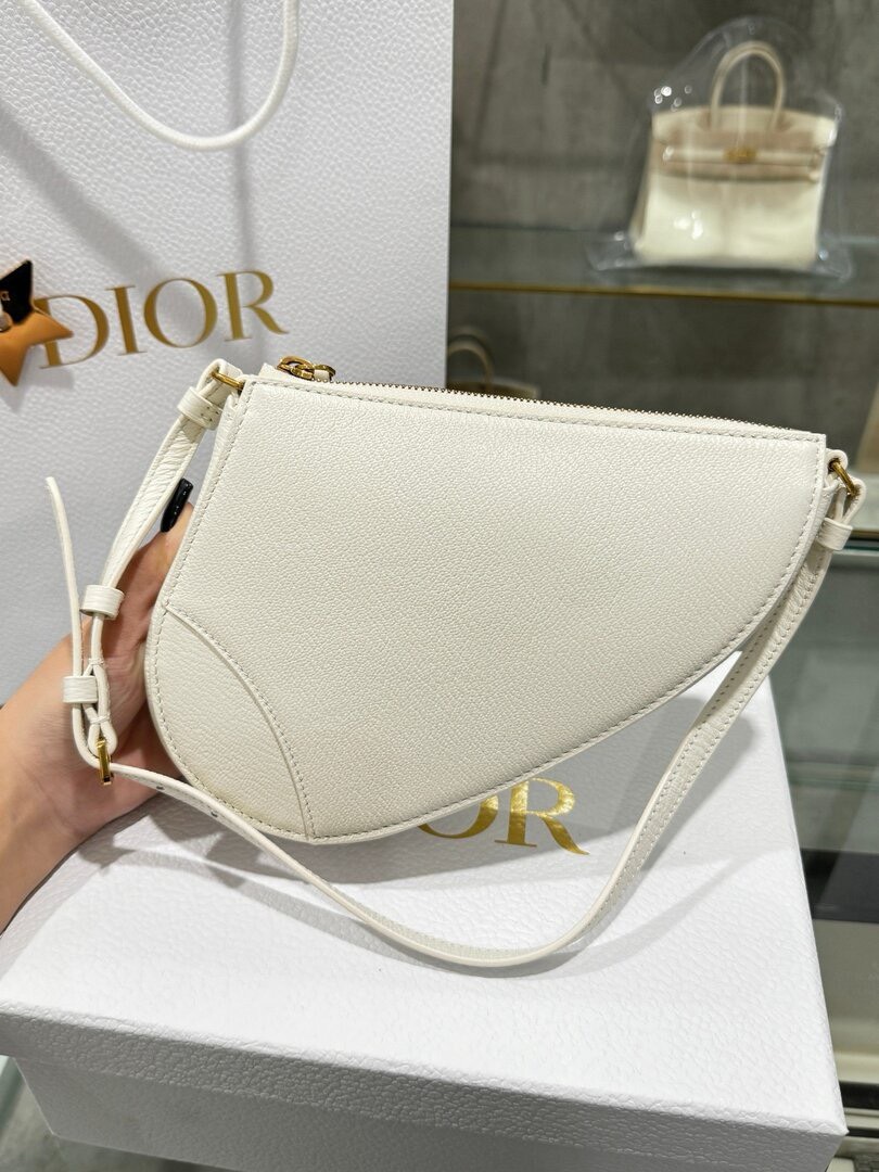 Dior Saddle Womens Replica Bags Cowhide White 20x15x4cm (3) Dior Saddle Womens Replica Bags Cowhide White 20x15x4cm (2)