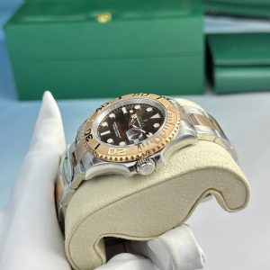 Rolex Yacht Master 126621 Best Replica Watch Clean Factory Chocolate Dial 40mm (1)