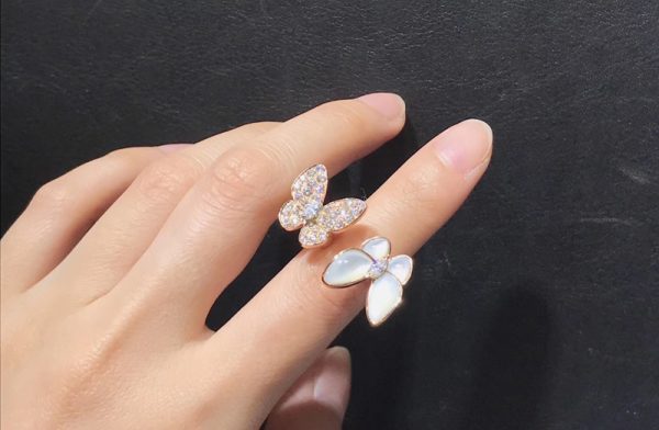 Van Cleef & Arpels Butterfly Rings Custom Mother Of Pearl Diamond 18K Rose Gold (2)