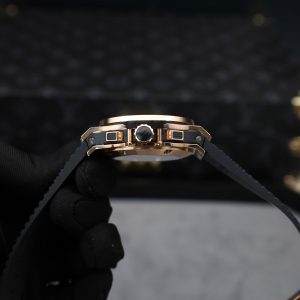 Hublot Big Bang Chronograph King Gold Black Dial Replica Watch Custom Moissanite Diamonds 44mm (2)