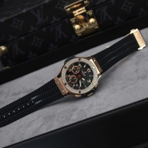 Hublot Big Bang Chronograph King Gold Black Dial Replica Watch Custom Moissanite Diamonds 44mm (2)