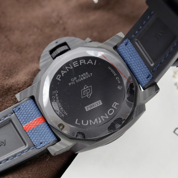 Panerai Luminor Marina Carbotech™ Luna Rossa PAM01529 Best Replica Watch 44mm (2)