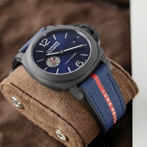 Panerai Luminor Marina Carbotech™ Luna Rossa PAM01529 Best Replica Watch 44mm (2)