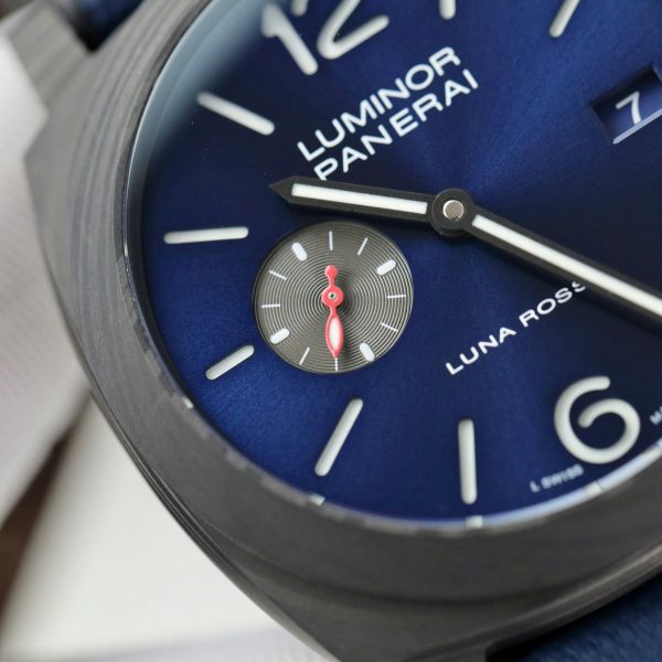 Panerai Luminor Marina Carbotech™ Luna Rossa PAM01529 Best Replica Watch 44mm (2)