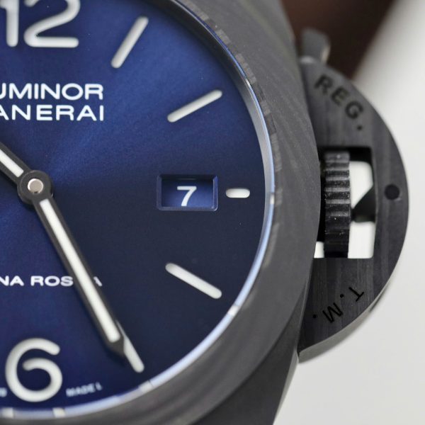 Panerai Luminor Marina Carbotech™ Luna Rossa PAM01529 Best Replica Watch 44mm (2)