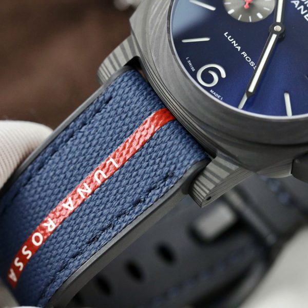 Panerai Luminor Marina Carbotech™ Luna Rossa PAM01529 Best Replica Watch 44mm (2)