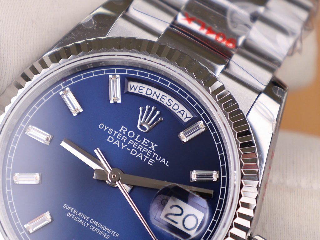 Rolex Day-Date 128236 Best Replica Watch Blue Dial Weight 158gram QF Factory 36mm (2)