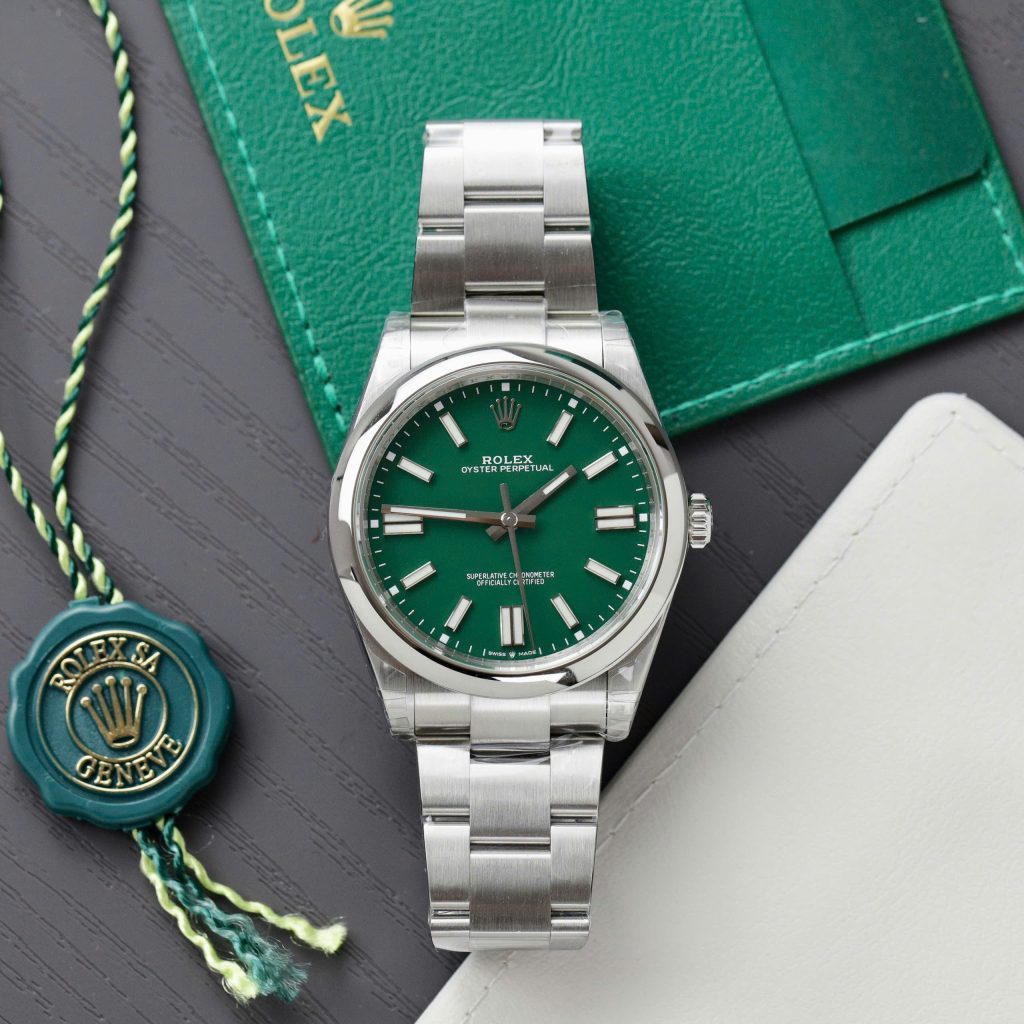 Rolex Oyster Perpetual 124300 Best Replica Watches Green Dial VS Factory 41mm (2)