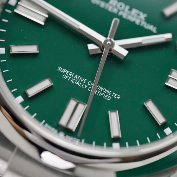 Rolex Oyster Perpetual 124300 Best Replica Watches Green Dial VS Factory 41mm (2)
