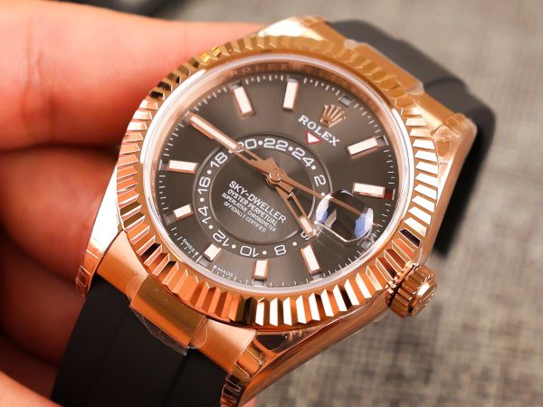 Rolex Sky-Dweller 326235 Rose Gold Replica 11 Watch Noob Factory 42mm (2)