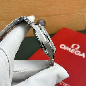 Omega Speedmaster Apollo 13 Silver Snoopy Replica 11 Watch OM Factory 42mm (2)