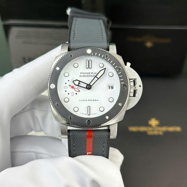 Panerai Submersible Luna Rossa PAM1579 Replica 11 Watch White Dial VS Factory 42mm (1)