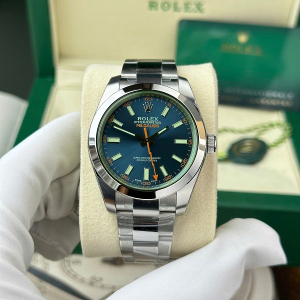 Rolex Milgauss 116400GV Replica 11 Watch Oyster Strap VS Factory 40mm (2)