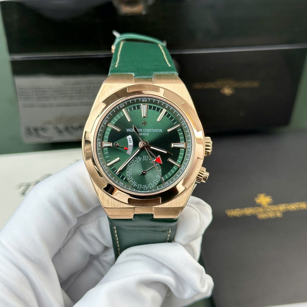 Vacheron Constantin Replica 11 Watch Overseas Dual Time 7900V Green Dial PZ Factory 41mm (2)