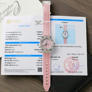 Hublot Classic Fusion Replica 11 Watch Dial Mother Of Pearl Pink + Moissanite Diamonds Hong Kong 33mm (2)