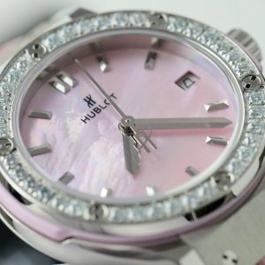 Hublot Classic Fusion Replica 11 Watch Dial Mother Of Pearl Pink + Moissanite Diamonds Hong Kong 33mm (2)